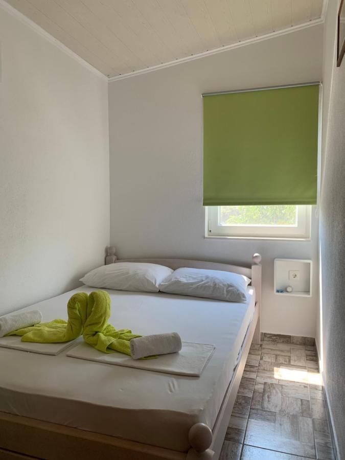 Studio Apartment Simi Trogir Exterior foto